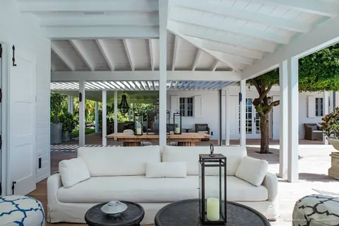 Luxury Villa Palmier Royal Estate Stunning views of Marigot Bay and the sea, 13 bedrooms in St Barth expensive rental For Super Rich