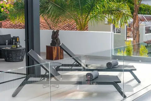 Luxury Villa Beach Front Spa, gym, Turkish bath, sauna, 6 bedrooms in Los Monteros, Marbella top rental For Super Rich