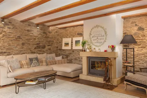 Country Villa Can Font de Muntanya view Gavarres massif, 10 bedrooms in Girona - Barcelona ultra luxury rental For Super Rich