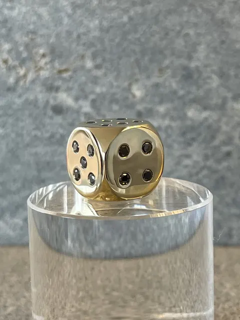 Dice 18k gold & 21 black diamonds Luxury for sale For Super Rich