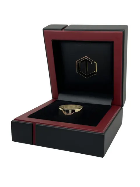 Game piece 18 carat gold Unique for sale For Super Rich