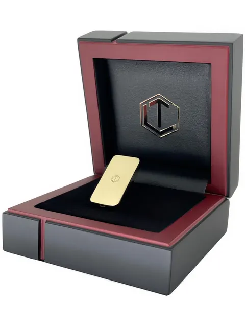 Domino 18 carat gold price country for sale For Super Rich