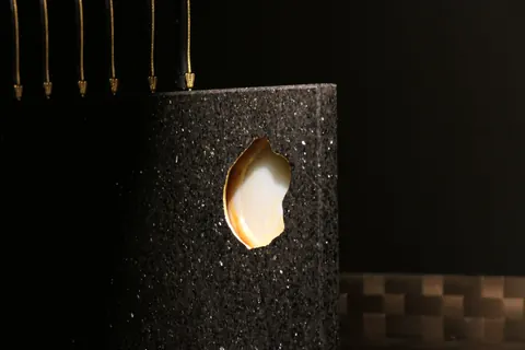 Magnetischer Messerblock von TYCOON STONE SCHMIDKE aus Star Galaxy Gold mit Achatscheibe Germany for sale For Super Rich