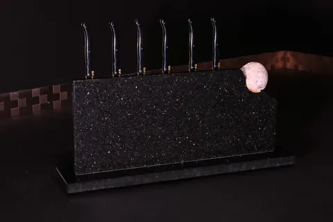 Magnetischer Messerblock von TYCOON STONE SCHMIDKE aus Star Galaxy Gold mit Kristall Druse Germany for sale For Super Rich