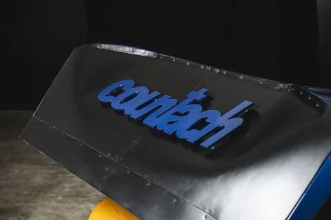 Lamborghini Countach LP400 Bar Nose ultra luxury for sale For Super Rich