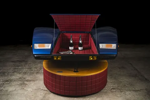 Lamborghini Countach LP400 Bar Nose