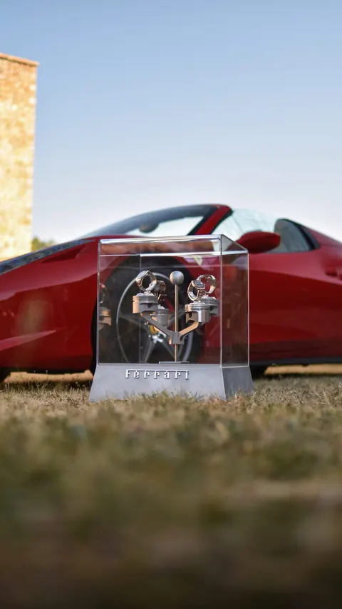 Projet #0 VDsgn 4 Watches Stand 0 for sale For Super Rich
