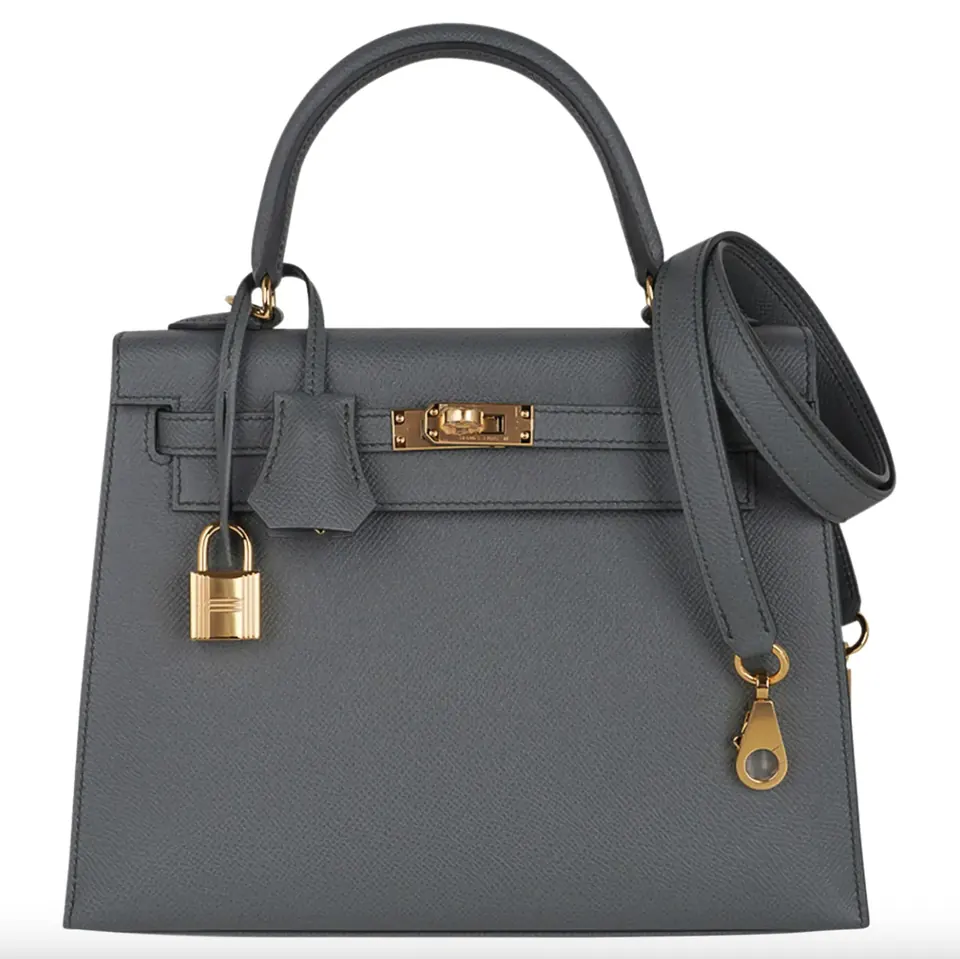 Hermès Kelly 25 Vert Amande Epsom with Gold Hardware for sale For Super Rich Hermès Kelly 25 Vert Amande Epsom with Gold Hardware for sale For Super Rich