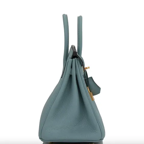 Hermès Birkin 25 Bleu Ciel Togo with Gold Hardware Unique for sale For Super Rich