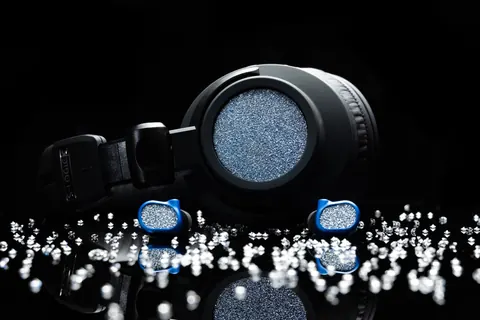 ULTRASONE Signature Headphones