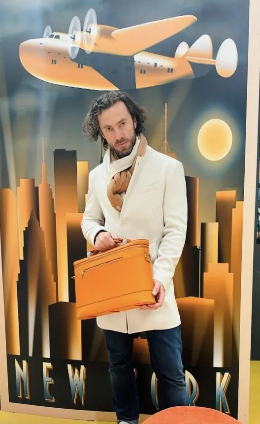 The Cappuccino slim satchel by Maison Philippe Montagne for sale For Super Rich The Cappuccino slim satchel by Maison Philippe Montagne for sale For Super Rich
