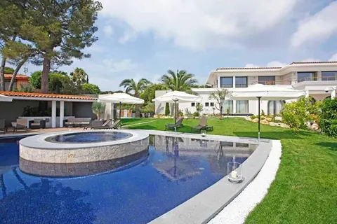 Luxury Villa overlooking the village and harbour pool with sea view, 8 bedrooms in Saint Jean Cap Ferrat MZILOSJ137 rental For Super Rich