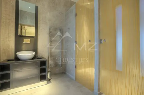Luxury Villa Exceptional Californie 25 m swimming pool, Jacuzzi for 8 people, 8 bedrooms in Cannes Classified ads rental For Super Rich