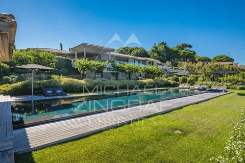 Design Villa Infinity pool, outdoor bar, petanque, hammam, fitness Near Beaches, 6 bedrooms in Saint Tropez