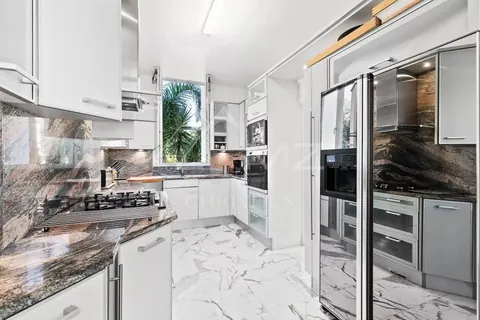 Belle époque Villa Close to town center Swimming pool 8x5m, 5 bedrooms in Cannes - French Riviera value rental For Super Rich