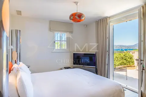 Contemporary  Villa heart of Saint-Tropez Peninsula between Pampelonne beaches and the village, 5 bedrooms in Ramatuelle best rental For Super Rich