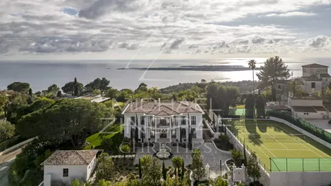 Luxury Villa New Florentine ​Super Cannes indoor swimming pool, wellness, sauna and hammam, 7 bedrooms in Vallauris vacation rental For Super Rich
