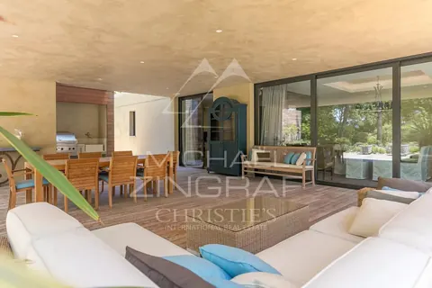 Architectural Villa Terre Blanche Golf club highly secured gate, 6 bedrooms in Fayence - French Riviera vacation rental For Super Rich