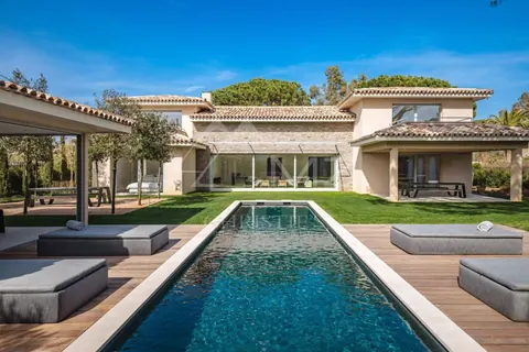 Contemporary Villa minutes town centre and the Salins beach swimming pool, 7 bedrooms in Saint Tropez