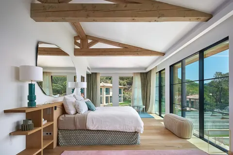 Luxury Villa Panoramic View Park & Sea View, 11 bedrooms in La Croix Valmer French Riviera Classified ads rental For Super Rich
