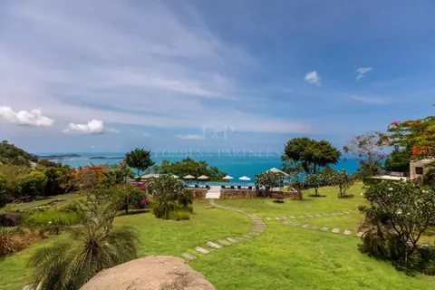 Mediterranean Villa panoramic views perched gracefully above Chaweng Bay, 8 bedrooms in Chaweng Noi, Ko Samui