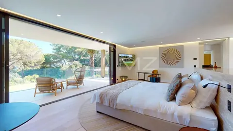 Premium Villa heated swimming pool 16mx4.5m professional kitchen, 5 bedrooms in Saint Tropez price rental For Super Rich
