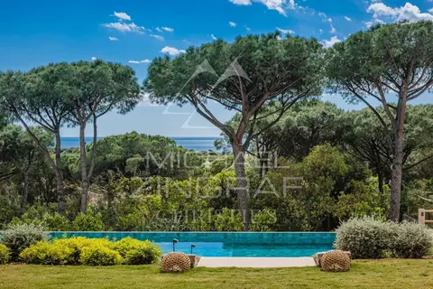 Luxury Villa Sublime sea view 18m infinity pool, 6 bedrooms in Saint Tropez 0 rental For Super Rich