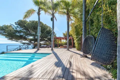 Design Villa spectacular sea views uniquely and tastefully furnished, 5 bedrooms in Roquebrune Cap Martin price rental For Super Rich
