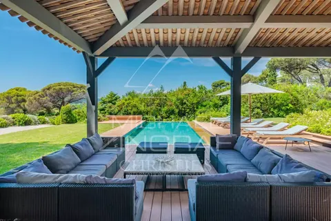 Modern Villa Direct beach access waterfront terrace sea view, 5 bedrooms in Ramatuelle available rental For Super Rich