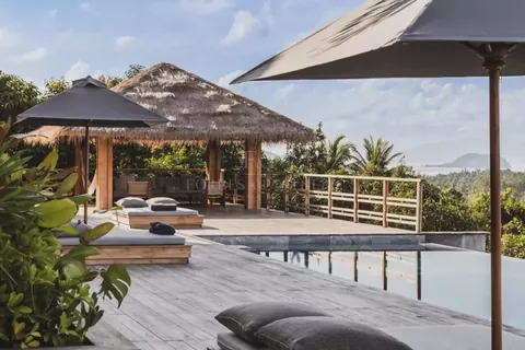 Luxury Villa 180° panoramic view of the Gulf of Siam Swimming pool, 5 bedrooms in Ko Pha-ngan vacation rental For Super Rich