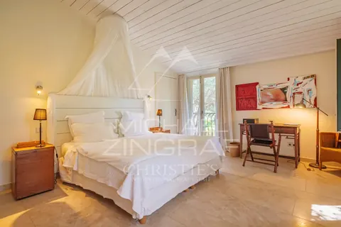 Provençal Villa 300m from Pampelonne beaches shady terraces, swimming pool 10x10, 7 bedrooms in Ramatuelle search rental For Super Rich