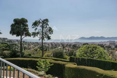 Premium Villa Secured domain Heated salted pool of 12x4m, 4 bedrooms in Cannes vacation rental For Super Rich