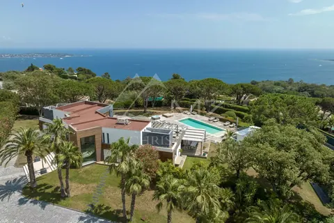 Contemporary Villa Sea View Heated swimming pool, jacuzzi, 5 bedrooms in Vallauris search rental For Super Rich