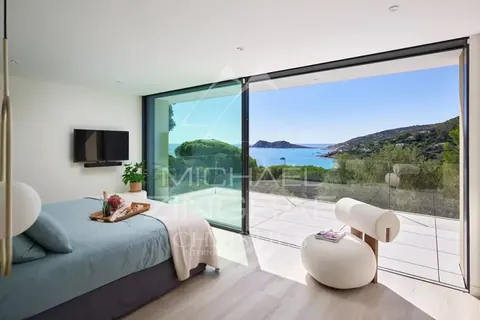 Premium Villa walk from Escalet beaches Park and Sea views, 8 bedrooms in Ramatuelle - French Riviera best rental For Super Rich
