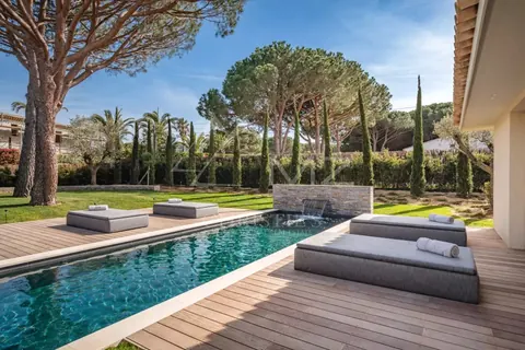 Contemporary Villa minutes town centre and the Salins beach swimming pool, 7 bedrooms in Saint Tropez 0 rental For Super Rich
