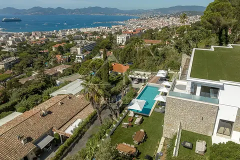 Contemporary Villa Heated swimming pool Land 1800m², 6 bedrooms in Cannes MZILO1570 rental For Super Rich