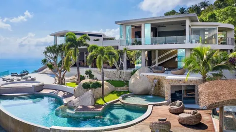 Luxury Villa AMAZE nestled in the heart of Thailand’s paradise Pool, jacuzzi, 4 bedrooms in Chaweng, Ko Samui Classified ads rental For Super Rich