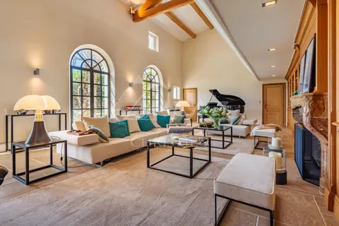 Country Villa terrace with sea view minutes walk beaches of Pampelonne, 5 bedrooms in Ramatuelle - French Riviera search rental For Super Rich Country Villa terrace with sea view minutes walk beaches of Pampelonne, 5 bedrooms in Ramatuelle - French Riviera search rental For Super Rich