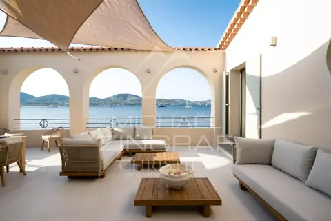 Elegant Villa Waterfront with private beach breathtaking views over the Gulf of Saint-Tropez, 6 bedrooms in Gassin property rental For Super Rich