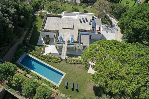 Modern Villa Heated 17x4m swimming pool La Californie, 5 bedrooms in Cannes 0 rental For Super Rich