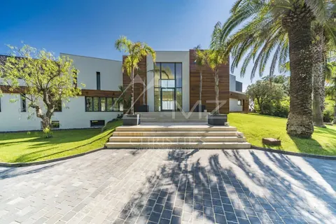 Contemporary Villa Sea View Heated swimming pool, jacuzzi, 5 bedrooms in Vallauris 0 rental For Super Rich
