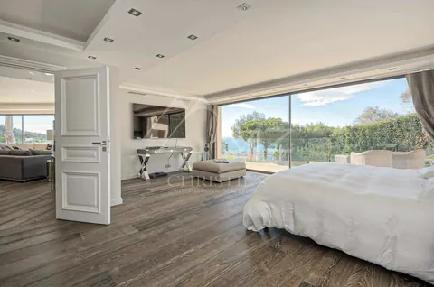 Modern Villa fantastic panoramic sea view located in Californie, 7 bedrooms in Cannes property rental For Super Rich