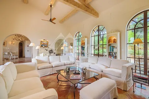 Mediterranean Villa Les Parcs Stunning swimming pool, 7 bedrooms in Saint Tropez property rental For Super Rich