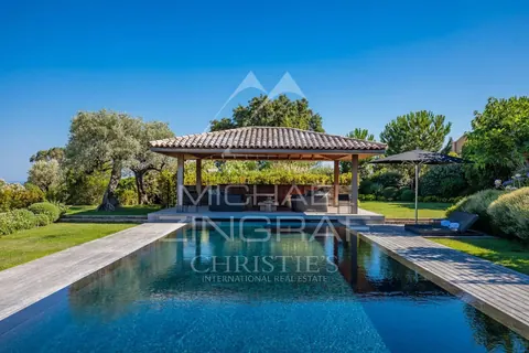 Design Villa Infinity pool, outdoor bar, petanque, hammam, fitness Near Beaches, 6 bedrooms in Saint Tropez 0 rental For Super Rich