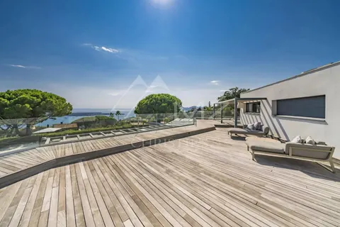 Contemporary Villa Sea View Heated swimming pool, jacuzzi, 5 bedrooms in Vallauris holiday rental For Super Rich