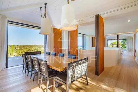 Design Villa Infinity pool, outdoor bar, petanque, hammam, fitness Near Beaches, 6 bedrooms in Saint Tropez property rental For Super Rich