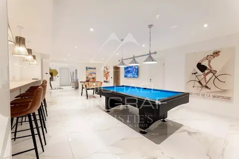 Contemporary  Villa Panoramic Sea Views petanque court, heated pool, 7 bedrooms in Mougins holiday rental For Super Rich
