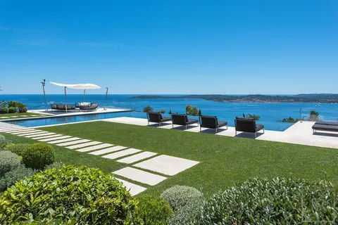 Luxury Villa beautiful view over the Gulf of Saint-Tropez helipad, 6 bedrooms in Grimaud Best View rental For Super Rich
