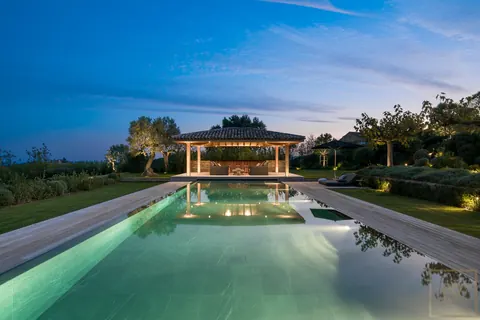 Modern Villa Panoramic View Overlooking Canebiers Bay, petanque court, 19m heated infinity swimming pool, 9 bedrooms in Saint Tropez available rental For Super Rich