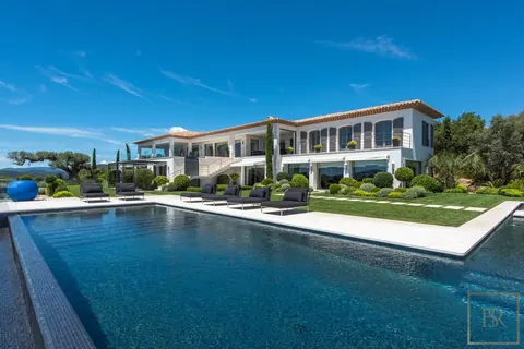 Luxury Villa beautiful view over the Gulf of Saint-Tropez helipad, 6 bedrooms in Grimaud search rental For Super Rich